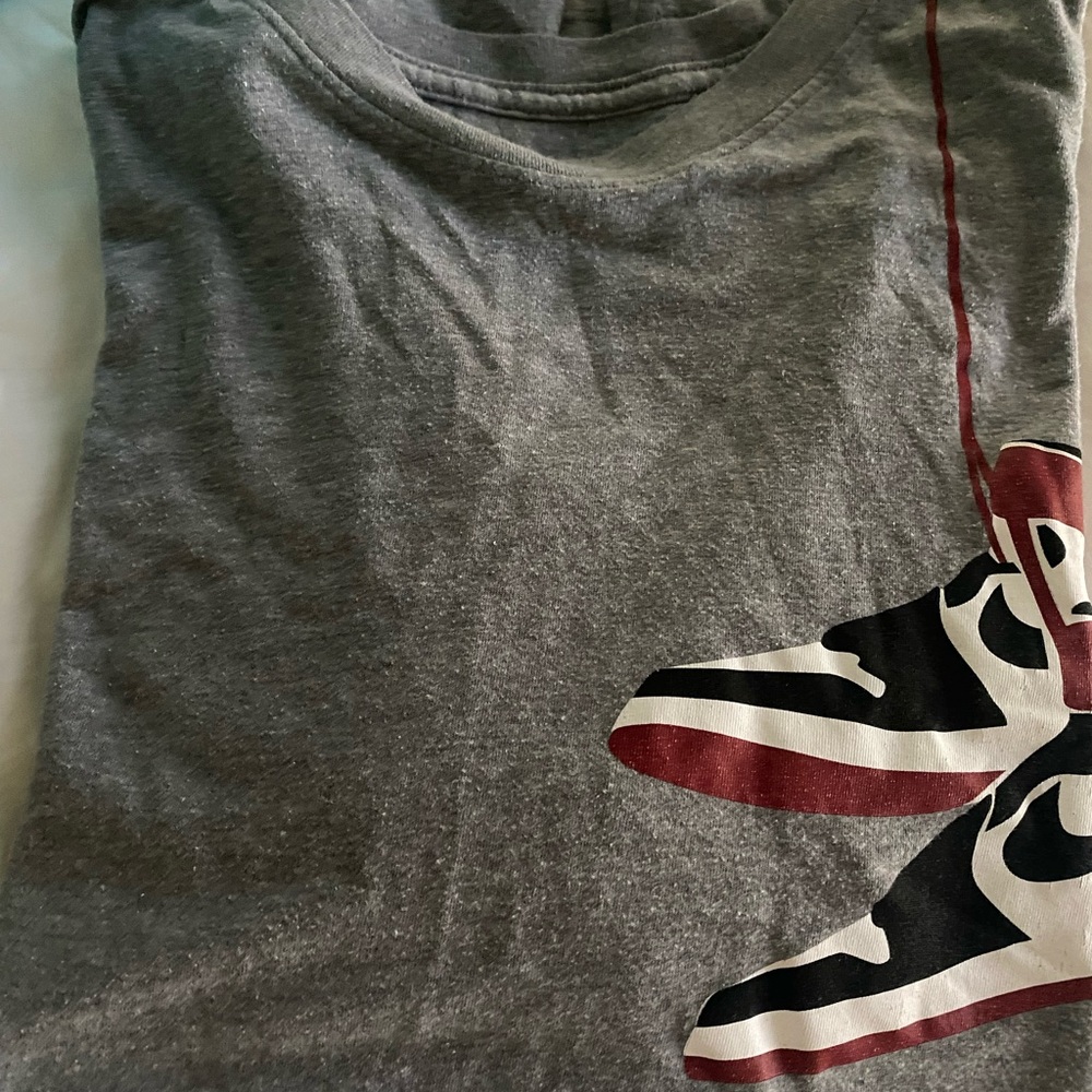 Gray Graphic T-Shirt with Red and Black Design